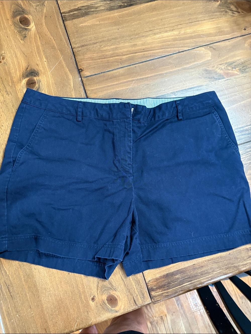 Tommy Hilfiger Women's Navy Cotton Bermuda Shorts